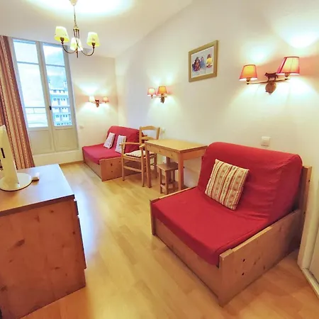 Le Marmotton, T2, Centre Luchon, Wifi, Casier A Skis, Ascenseur, 5 Personnes Bagneres-de-Luchon